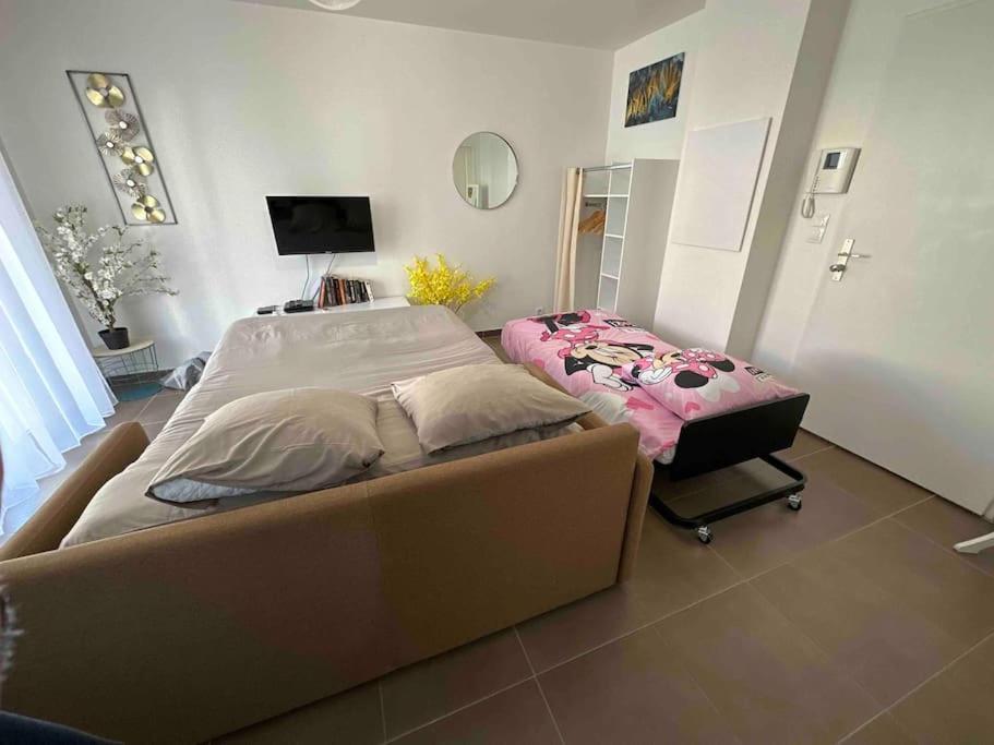 Proche Disney Et Paris - Studio Terrasse Et Parking Prive Монтеврен Екстер'єр фото